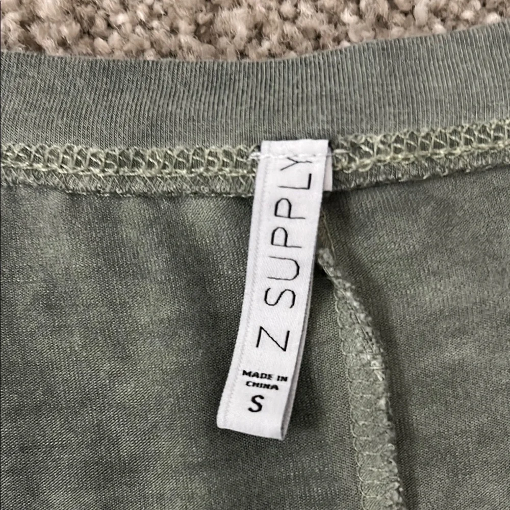 Z Supply Asymmetrical Green Tank Top - Picture 2 of 3